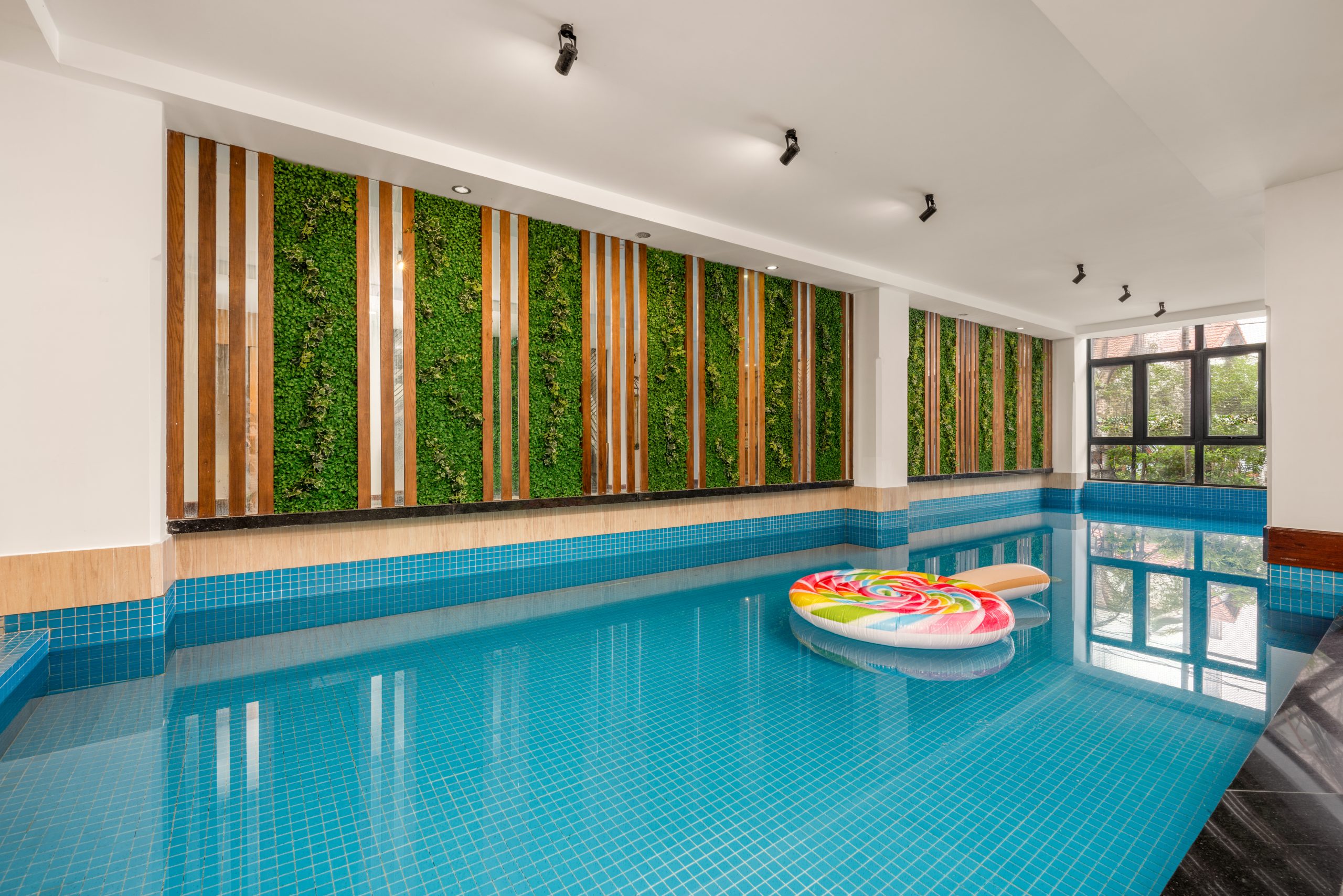 ELC HOTEL